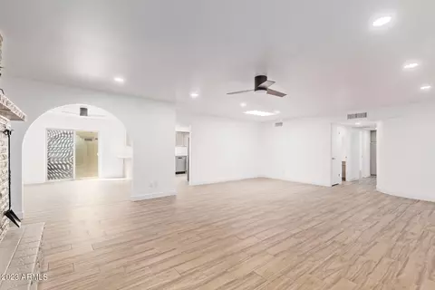 6134 N 13th St, Phoenix, AZ 85014 photo 5