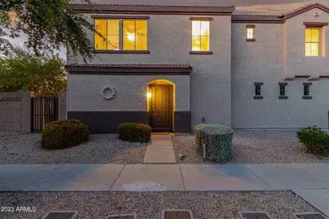 3026 W Sands Dr, Phoenix, AZ 85027