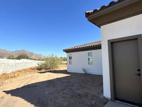 2729 S Baker Dr, Apache Junction, AZ 85119 photo 4