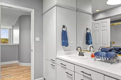 2230 E Cinnabar Ave, Phoenix, AZ 85028 photo 58