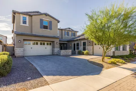 10011 E Rotation Dr, Mesa, AZ 85212