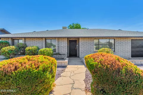1109 E Taro Ln, Phoenix, AZ 85024 photo 2