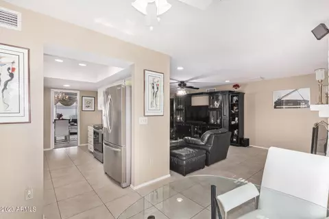 1109 E Taro Ln, Phoenix, AZ 85024 photo 14