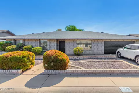 1109 E Taro Ln, Phoenix, AZ 85024