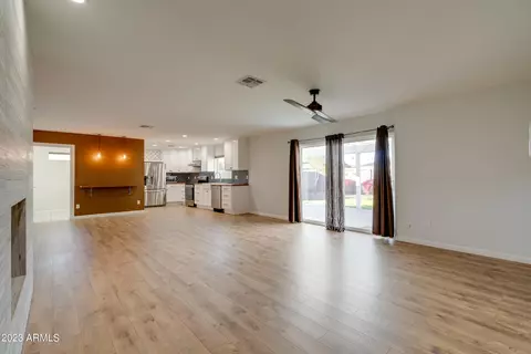 2710 E North Ln, Phoenix, AZ 85028 photo 11