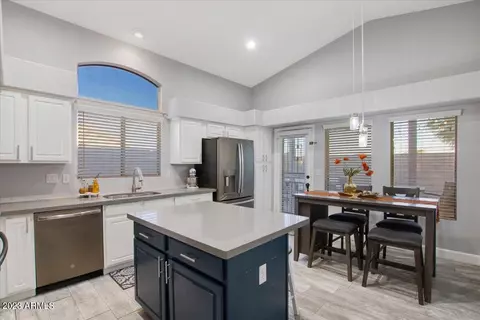 3509 W Whispering Wind Dr, Glendale, AZ 85310