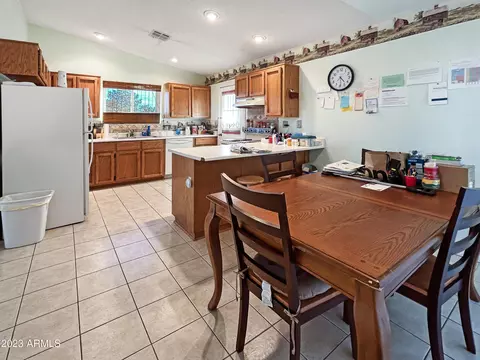 760 E Kachina Ave, Apache Junction, AZ 85119 photo 3