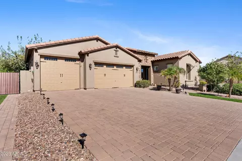 2762 E Preston St, Mesa, AZ 85213