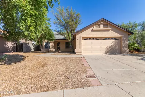 10228 W Medlock Dr, Glendale, AZ 85307