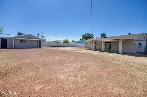 2911 N 47th Dr, Phoenix, AZ 85031 photo 21