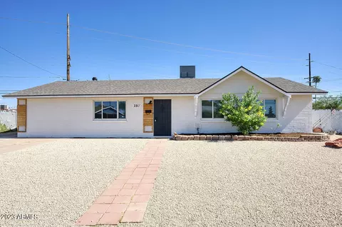 2911 N 47th Dr, Phoenix, AZ 85031