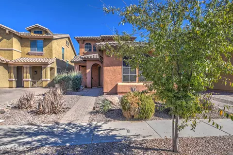 3161 S Joshua Tree Ln, Gilbert, AZ 85295