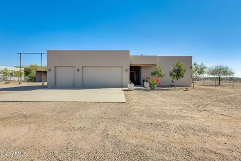 29619 N 213th Dr, Wittmann, AZ 85361