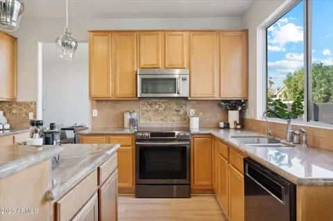 1344 E Sapium Way, Phoenix, AZ 85048 photo 9