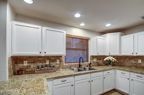 3258 E Franklin Ave, Gilbert, AZ 85295 photo 3