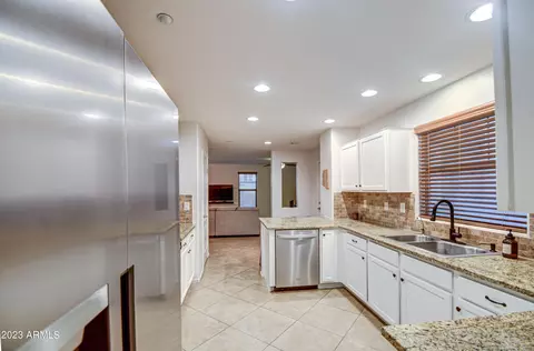 3258 E Franklin Ave, Gilbert, AZ 85295 photo 25