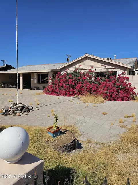 6814 E Continental Dr, Scottsdale, AZ 85257