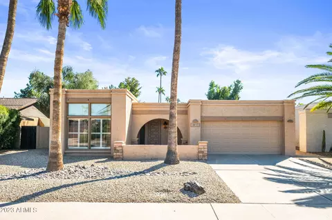 8615 E San Alfredo Dr, Scottsdale, AZ 85258