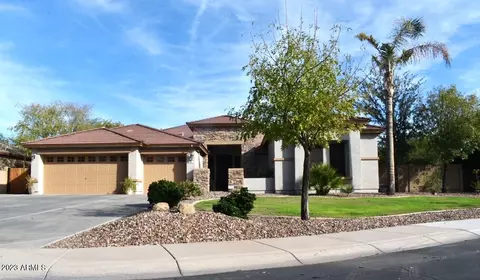845 N Thunderbird Ave, Gilbert, AZ 85234 photo 6