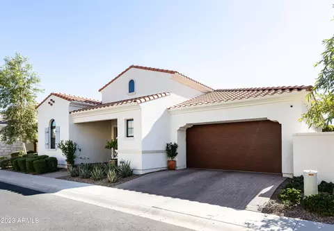 3911 E Mitchell Dr, Phoenix, AZ 85018