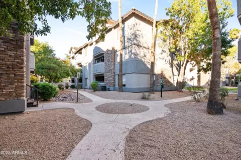 2025 E Campbell Ave #359, Phoenix, AZ 85016 photo 2