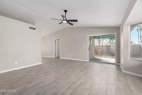 630 E Jensen St #159, Mesa, AZ 85203 photo 4