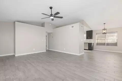 630 E Jensen St #159, Mesa, AZ 85203 photo 3