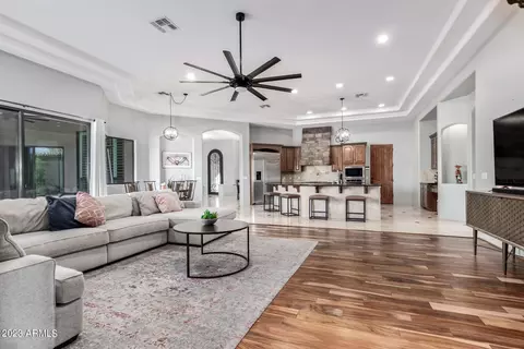 7828 E Riverdale Cir, Mesa, AZ 85207 photo 2