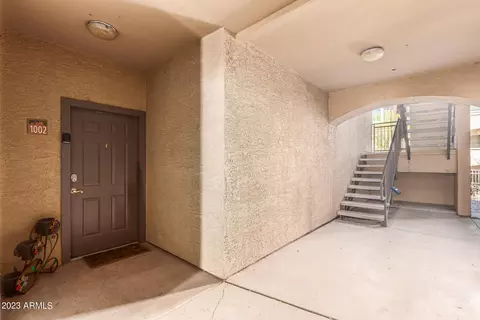 5401 E Van Buren St #1002, Phoenix, AZ 85008