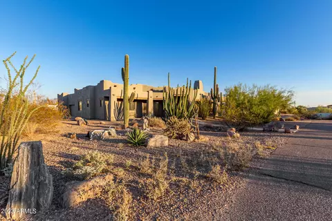 10055 E June Cir, Mesa, AZ 85207 photo 2