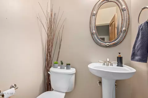 10055 E June Cir, Mesa, AZ 85207 photo 35