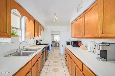 2722 E Fairmount Ave, Phoenix, AZ 85016 photo 10