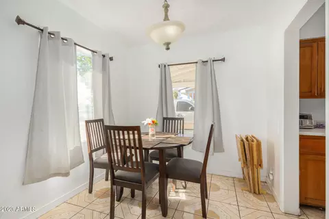 2722 E Fairmount Ave, Phoenix, AZ 85016 photo 8