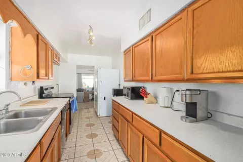2722 E Fairmount Ave, Phoenix, AZ 85016 photo 11
