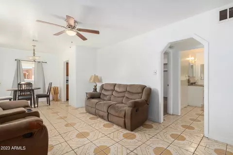 2722 E Fairmount Ave, Phoenix, AZ 85016 photo 5