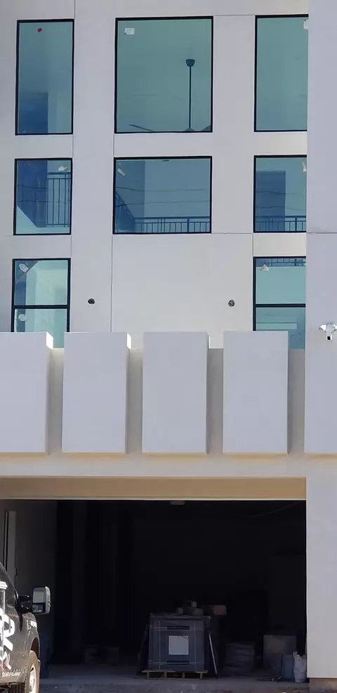 Exterior - 1825 E Adams St, Phoenix, AZ 85034 photo 3 of 16