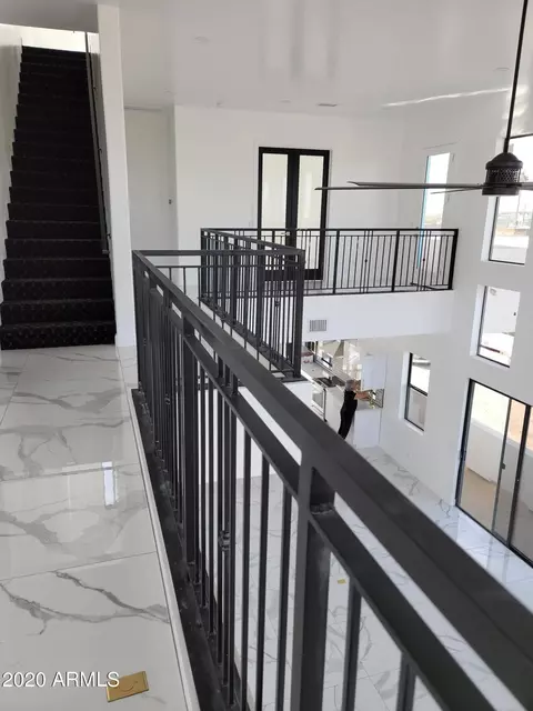 Entry Way - 1825 E Adams St, Phoenix, AZ 85034 photo 37 of 38
