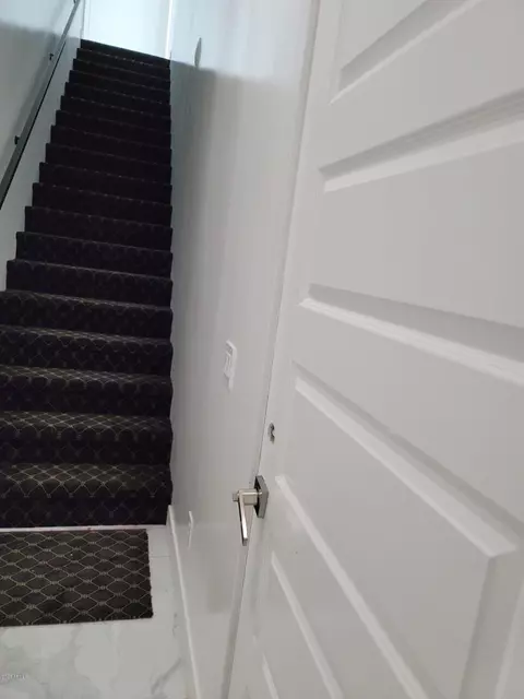 Entry Way - 1825 E Adams St, Phoenix, AZ 85034 photo 6 of 38