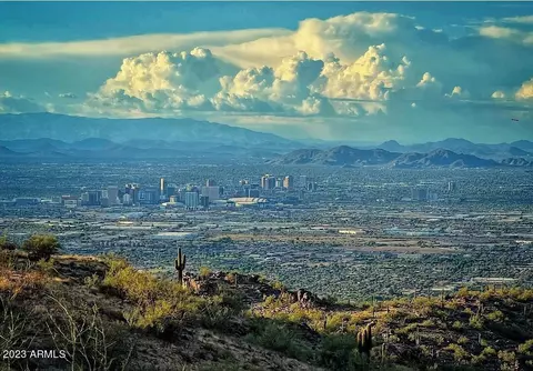 View/Area - 1825 E Adams St, Phoenix, AZ 85034 photo 1 of 11