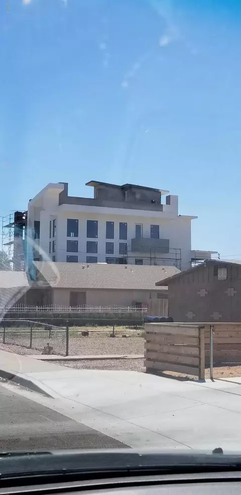 Exterior - 1825 E Adams St, Phoenix, AZ 85034 photo 8 of 16