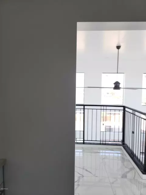Entry Way - 1825 E Adams St, Phoenix, AZ 85034 photo 25 of 38