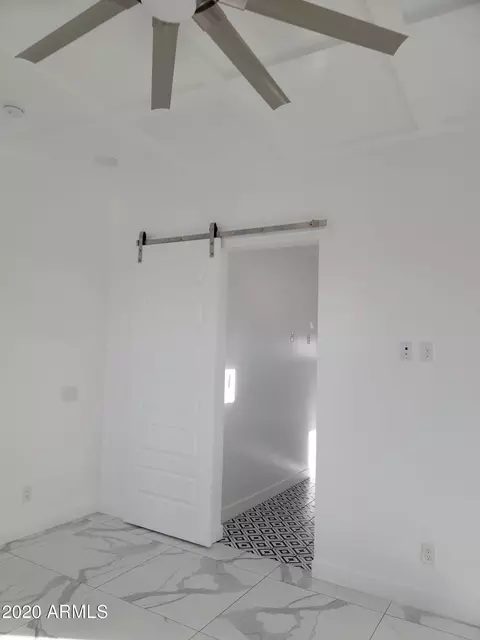 Entry Way - 1825 E Adams St, Phoenix, AZ 85034 photo 33 of 38