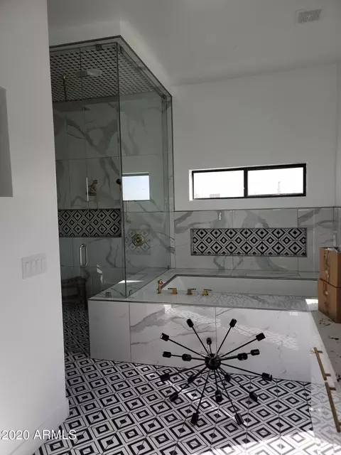 Bath - 1825 E Adams St, Phoenix, AZ 85034 photo 34 of 41