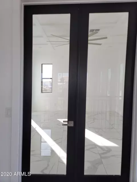 Entry Way - 1825 E Adams St, Phoenix, AZ 85034 photo 35 of 38