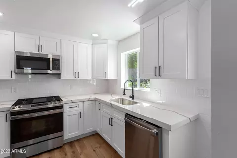 219 W Ruth Ave, Phoenix, AZ 85021 photo 9