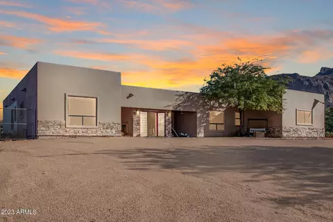 5232 E Superstition Blvd, Apache Junction, AZ 85119 photo 1