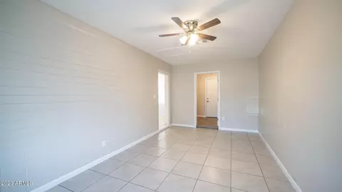 3146 N 37th Dr, Phoenix, AZ 85019 photo 12