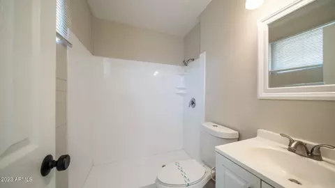 3146 N 37th Dr, Phoenix, AZ 85019 photo 20