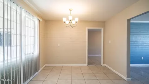 3146 N 37th Dr, Phoenix, AZ 85019 photo 10