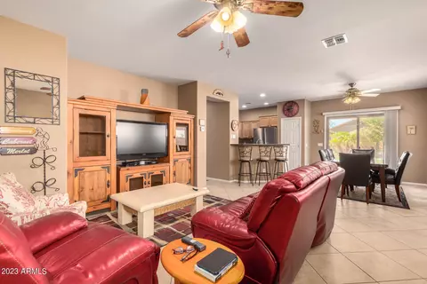 2296 N Presidential Dr, Florence, AZ 85132